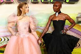 Ariana grande and Cynthia Erivo support each other